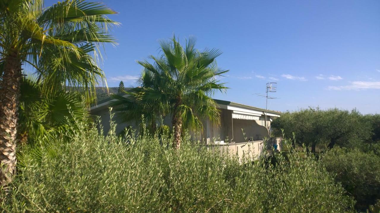 La Scogliera Del Capo Villa Santa Maria  Eksteriør billede