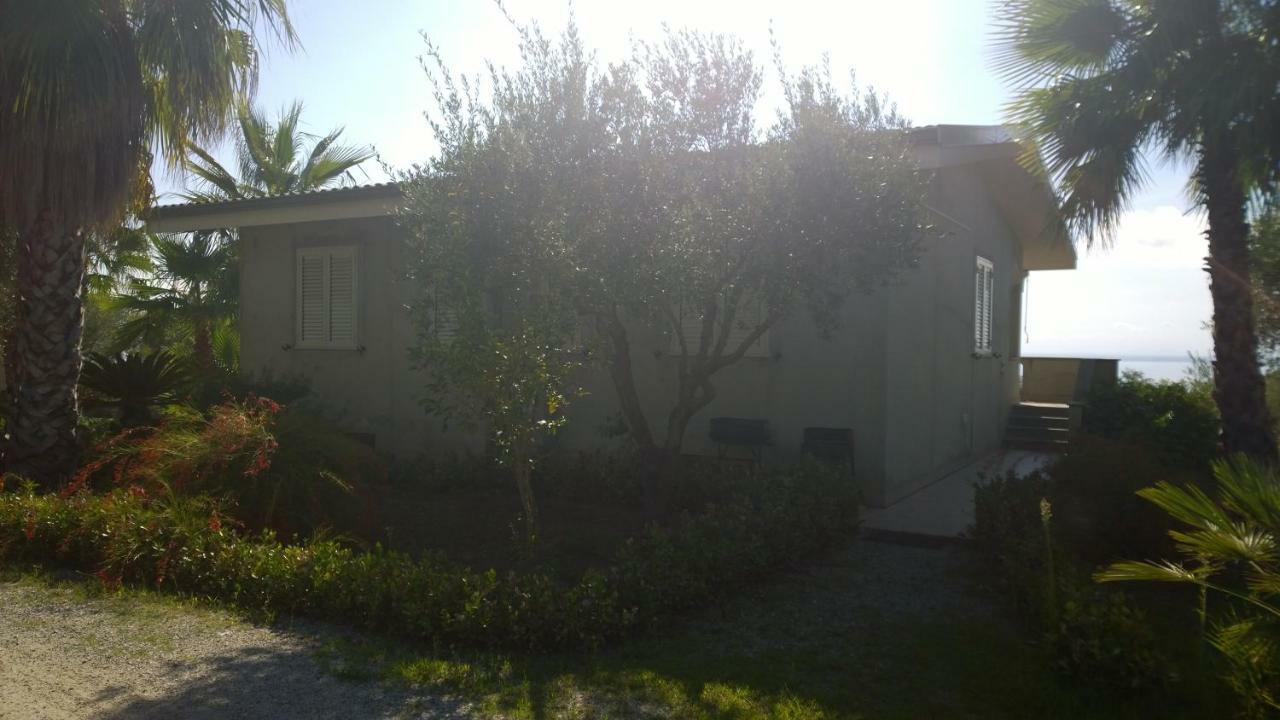 La Scogliera Del Capo Villa Santa Maria  Eksteriør billede
