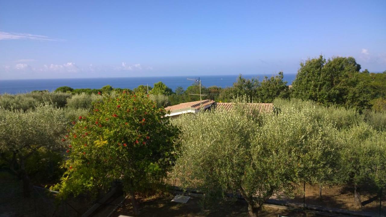 La Scogliera Del Capo Villa Santa Maria  Eksteriør billede