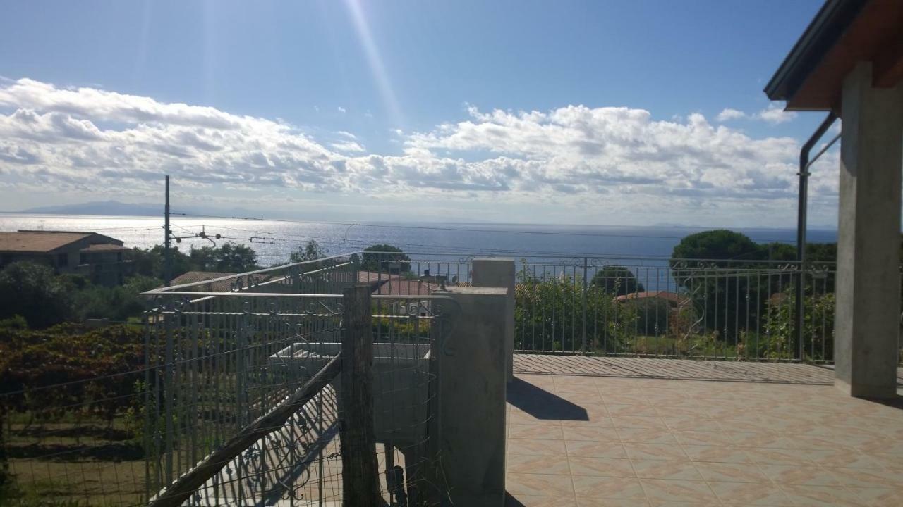 La Scogliera Del Capo Villa Santa Maria  Eksteriør billede